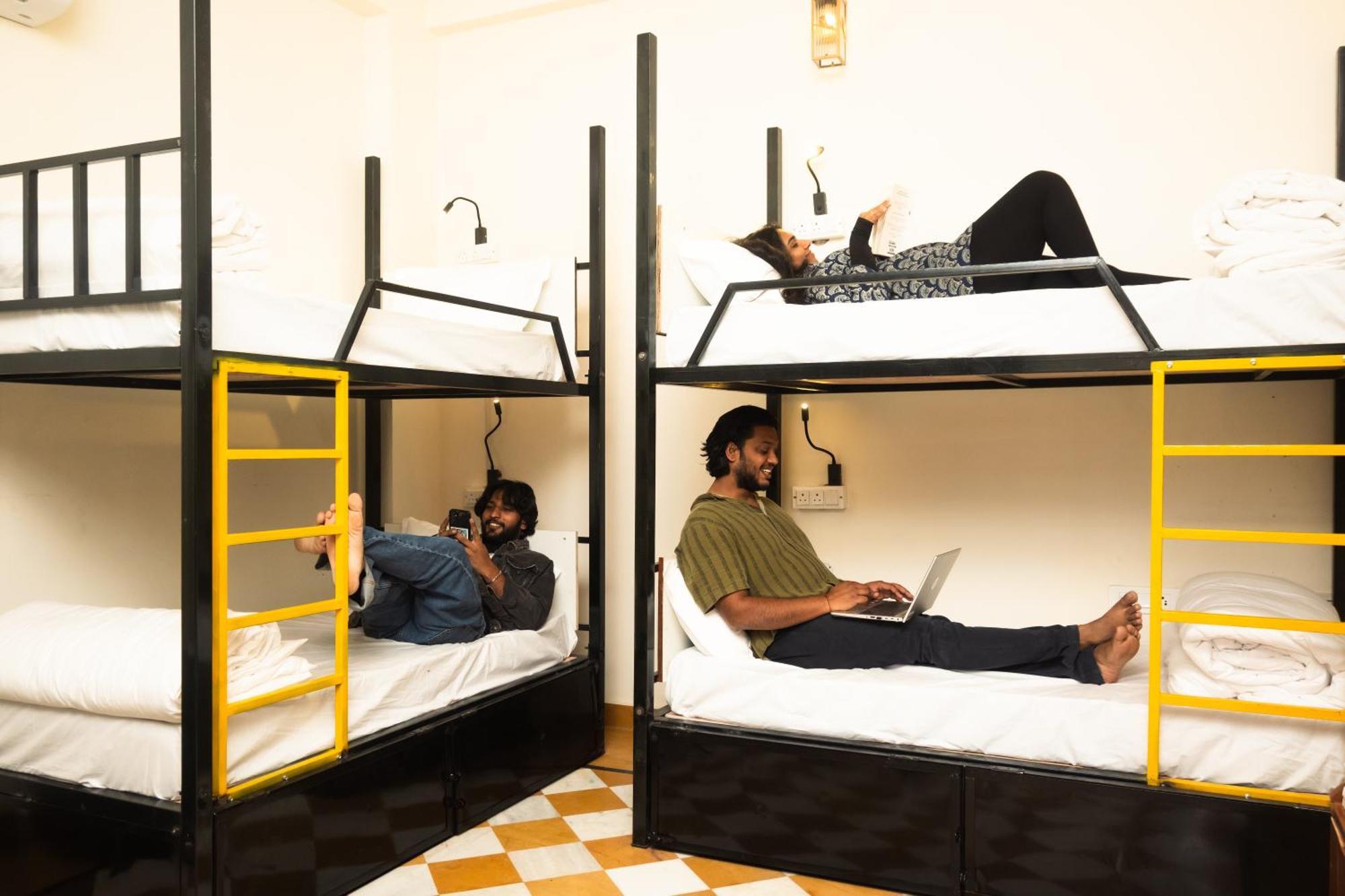 Banana Hostel Puškar Exteriér fotografie